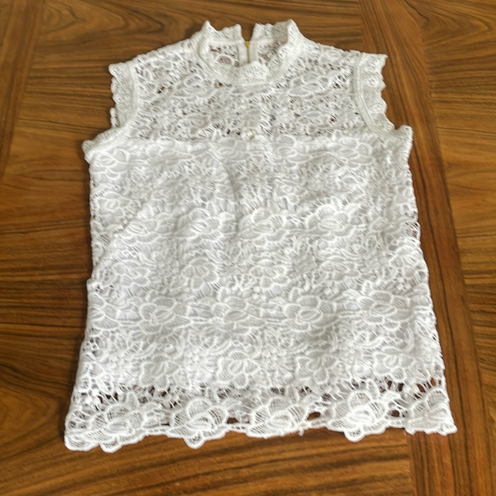 Nanette Lepore White Lace Top Size XS Excellent Condition